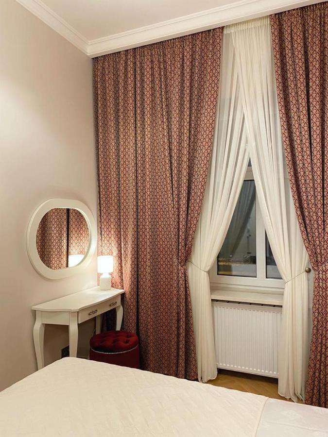 Grand De Luxe Residence Λβιβ Εξωτερικό φωτογραφία