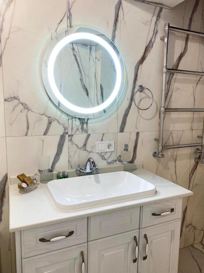 Grand De Luxe Residence Λβιβ Εξωτερικό φωτογραφία
